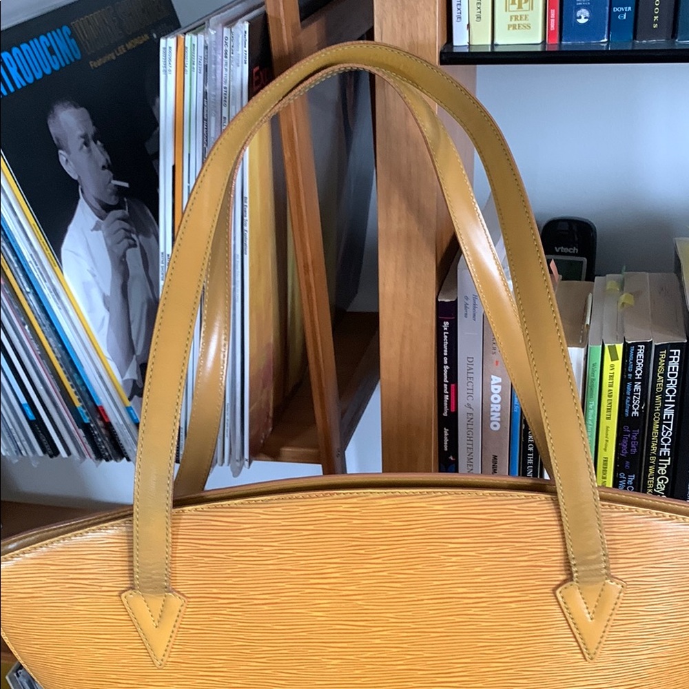Louis Vuitton  EPI Yellow Purse - Picture 3 of 14